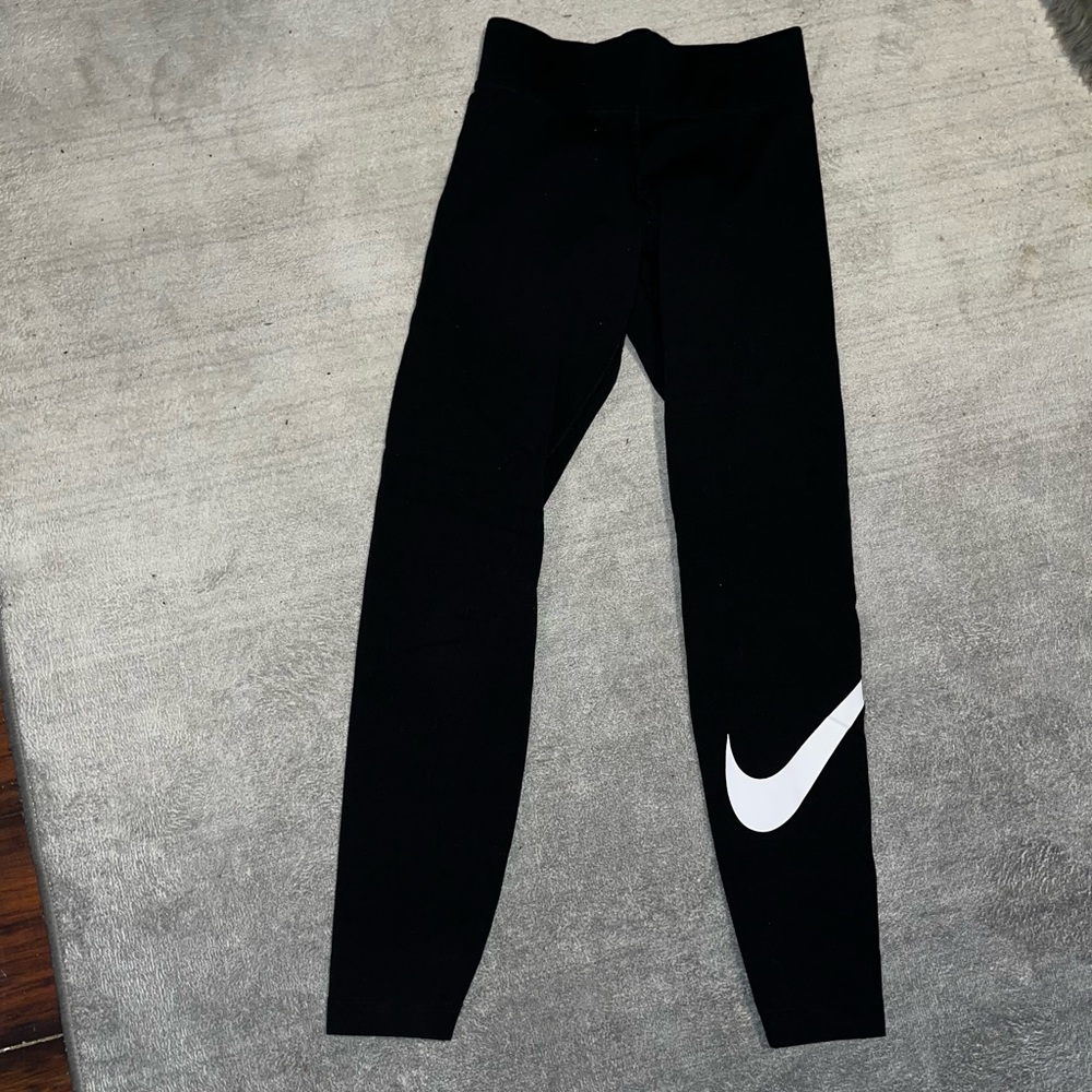 Nike tights- worn a couple times